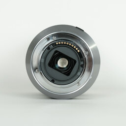 SONY E18-200mm F3.5-6.3 OSS SEL18200