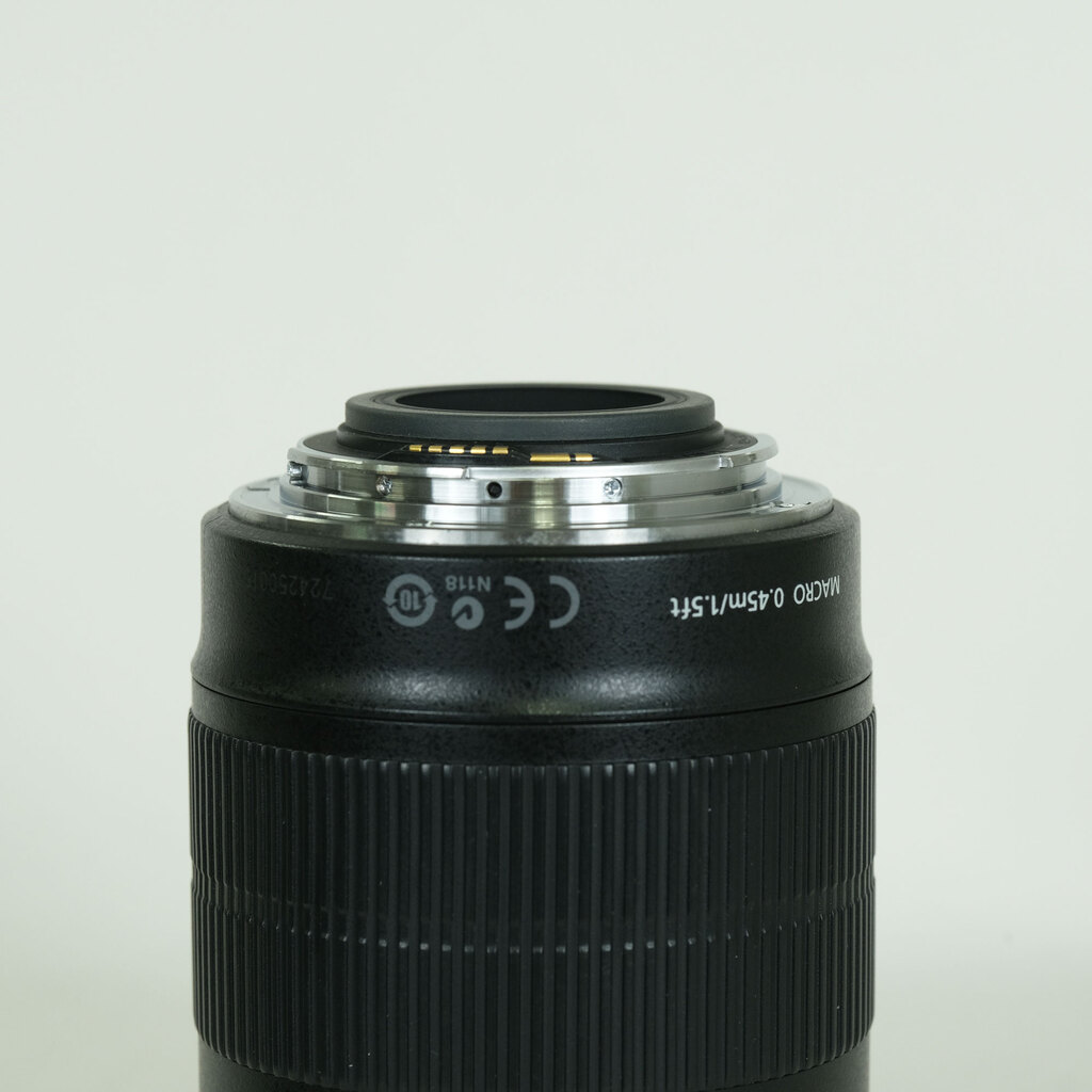 Canon EF-S18-135mm F3.5-5.6 IS