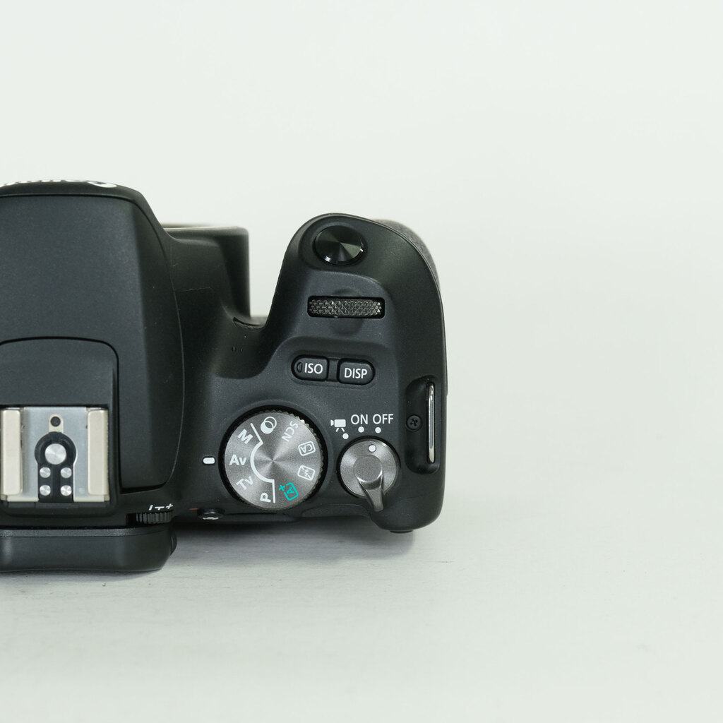 Canon EOS Kiss X9