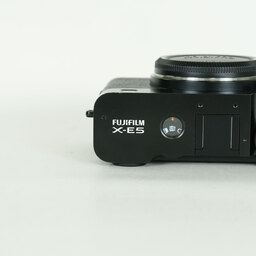 FUJIFILM X-E5