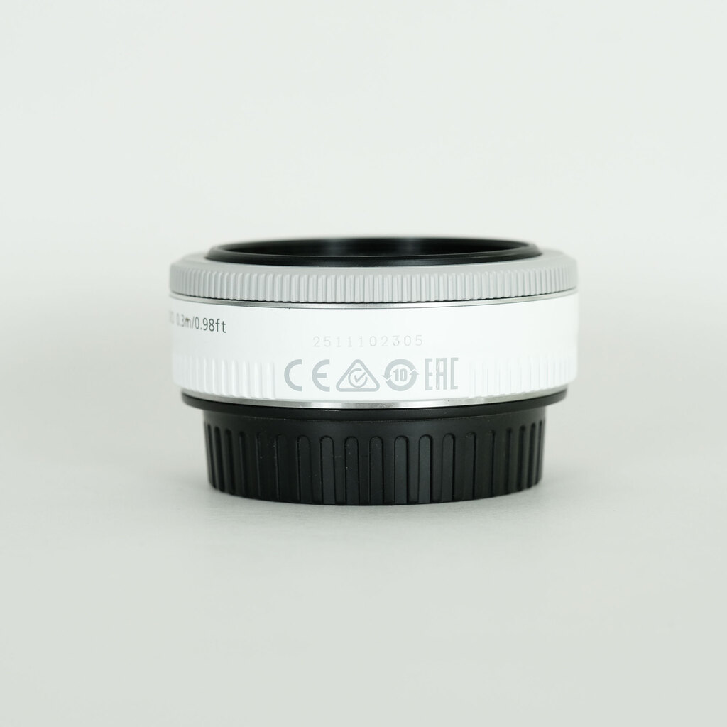 Canon EF40mm F2.8 STM ホワイト