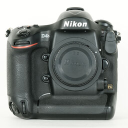 Nikon D4S