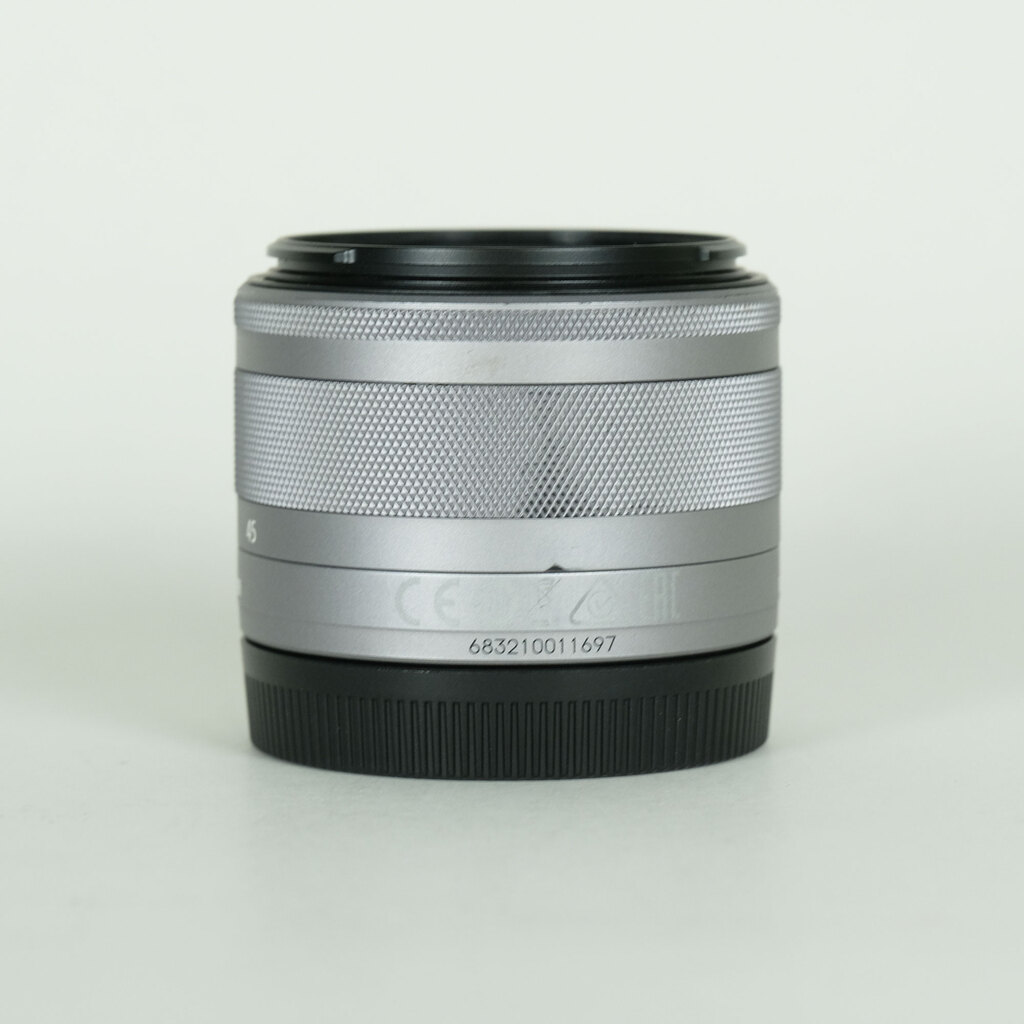 Canon EF-M15-45mm F3.5-6.3 IS STM