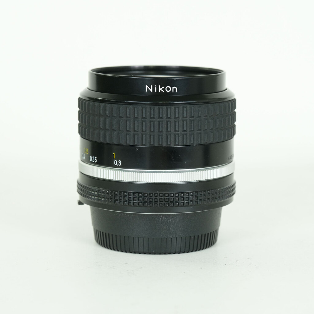 Nikon AI Nikkor 35mm F2S Nikon AI Nikkor 35mm F2S