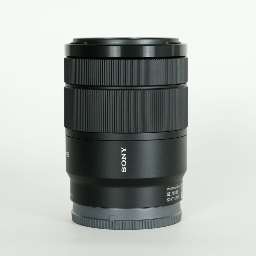 SONY E 18-135mm F3.5-5.6 OSS SEL18135