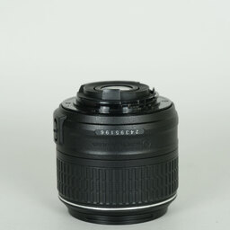 Nikon AF-S DX NIKKOR 18-55mm f3.5-5.6G VR II