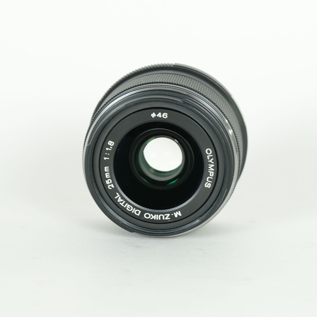 OLYMPUS M.ZUIKO DIGITAL 25mm F1.8 OLYMPUS M.ZUIKO DIGITAL 25mm F1.8