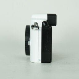 Nikon Nikon1 V1 ボディ ホワイト Nikon Nikon1 V1 ボディ ホワイト