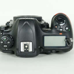 Nikon D500
