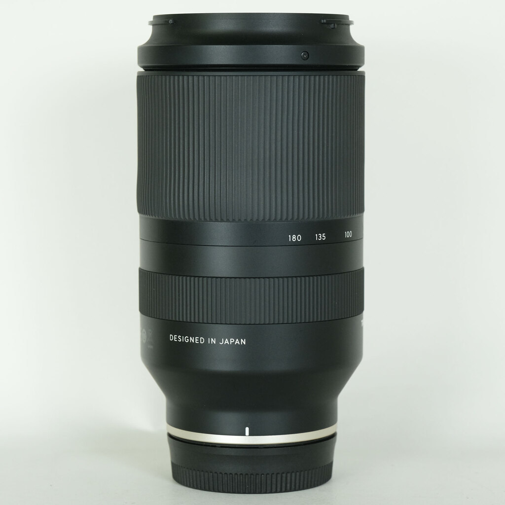 TAMRON 70-180mm F/2.8 Di III VXD (Model A056) [ ソニーE用 ]