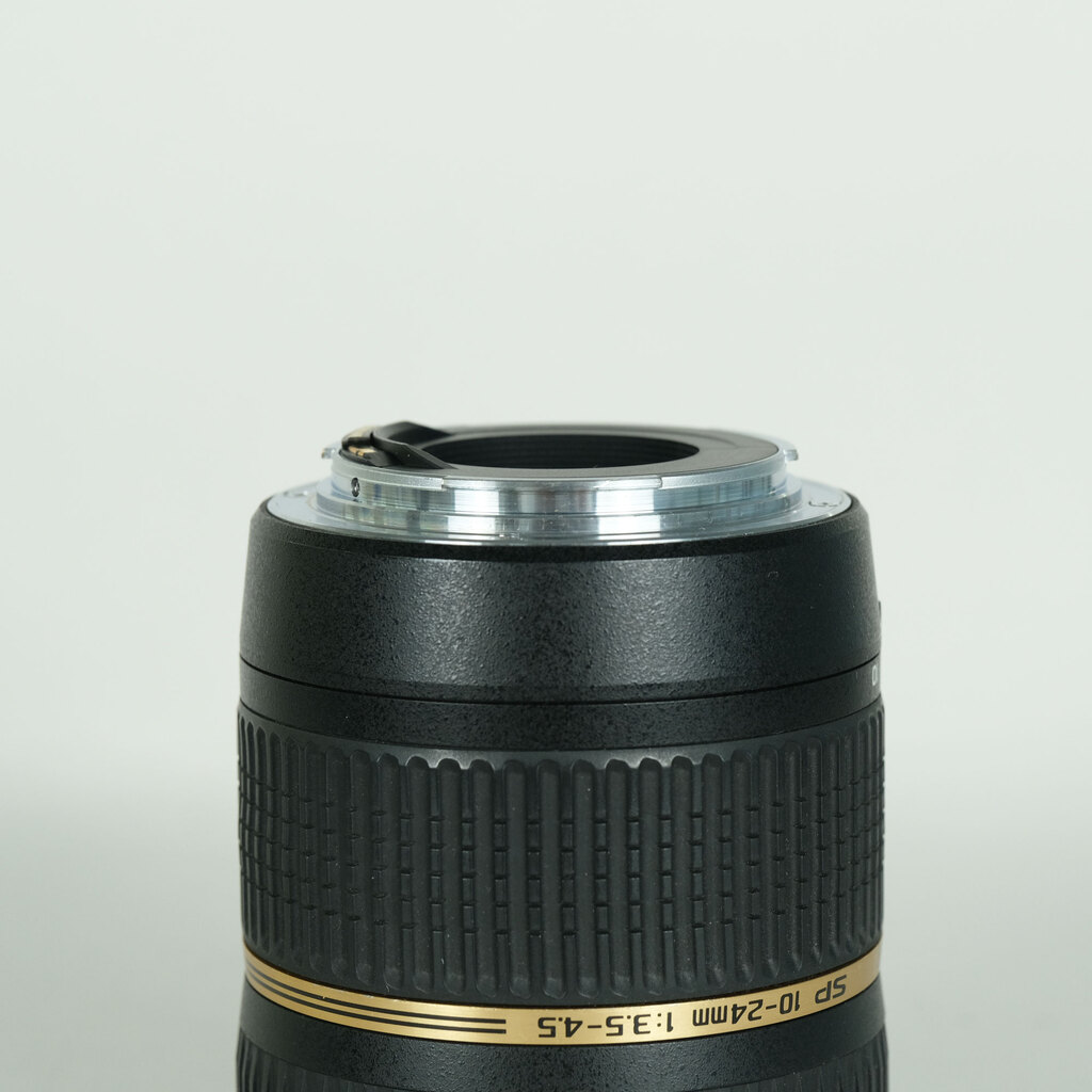 TAMRON SP 10-24mm F3.5-4.5 DiII/Model B001E(キヤノンEF用)の出品