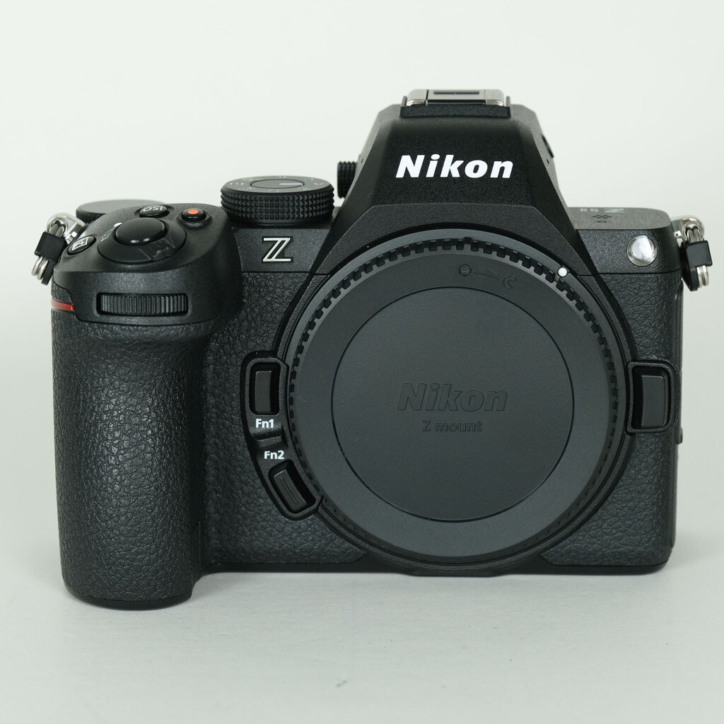 Nikon Z5II [�{�f�B]