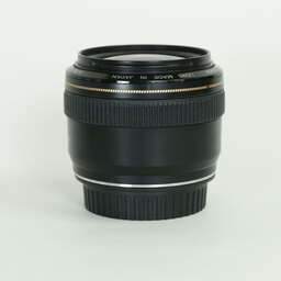 Canon EF28mm F1.8 USM Canon EF28mm F1.8 USM