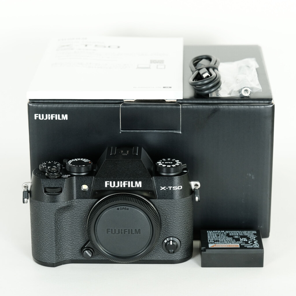 FUJIFILM X-T50