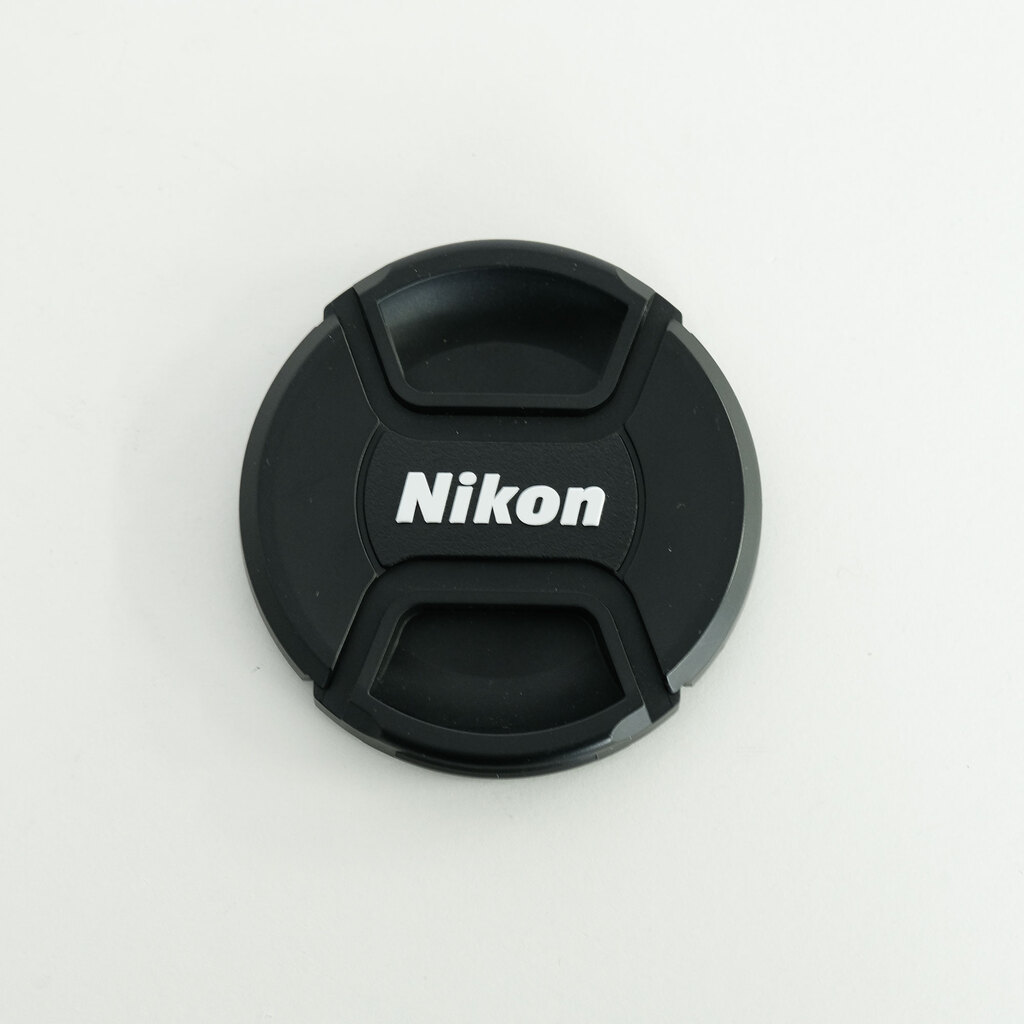 Nikon AF-S DX NIKKOR 18-300mm f/3.5-6.3G ED VR