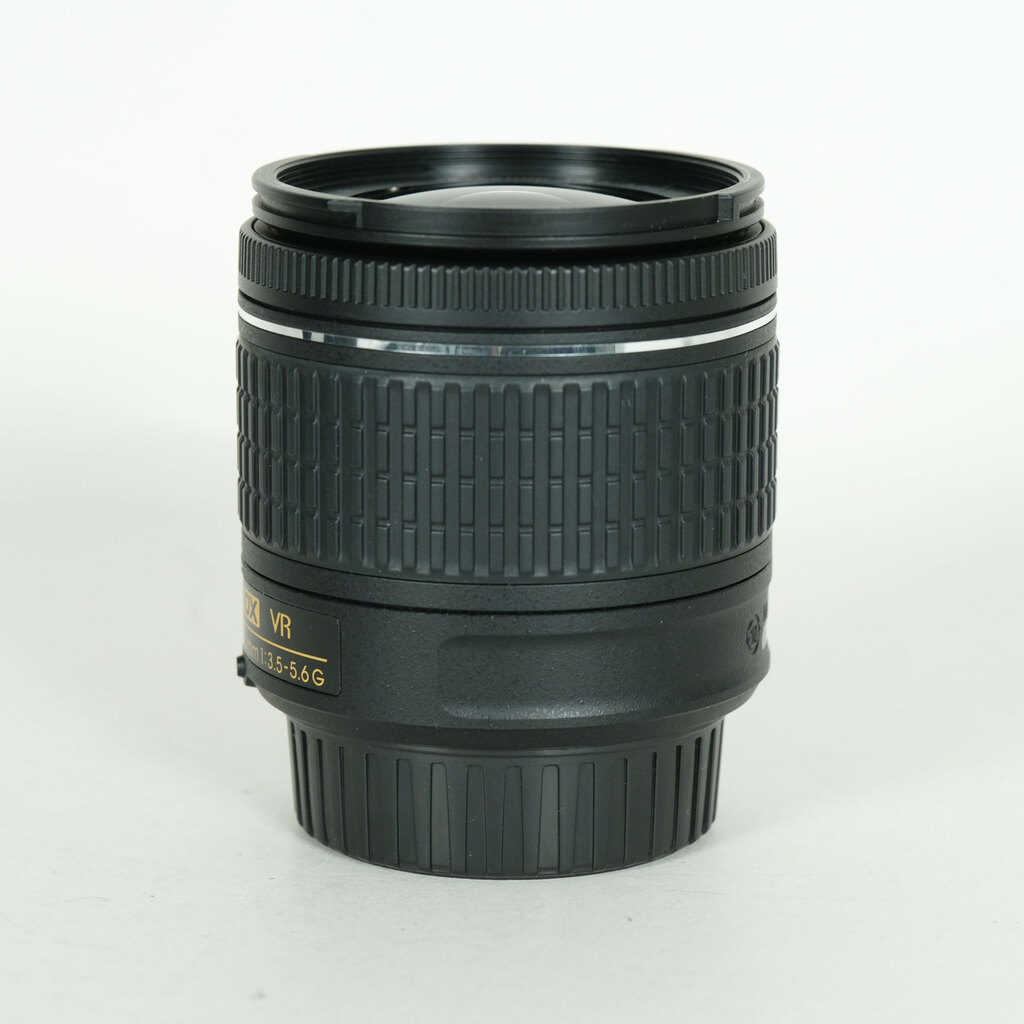 Nikon AF-P DX NIKKOR 18-55mm F3.5-5.6G VR