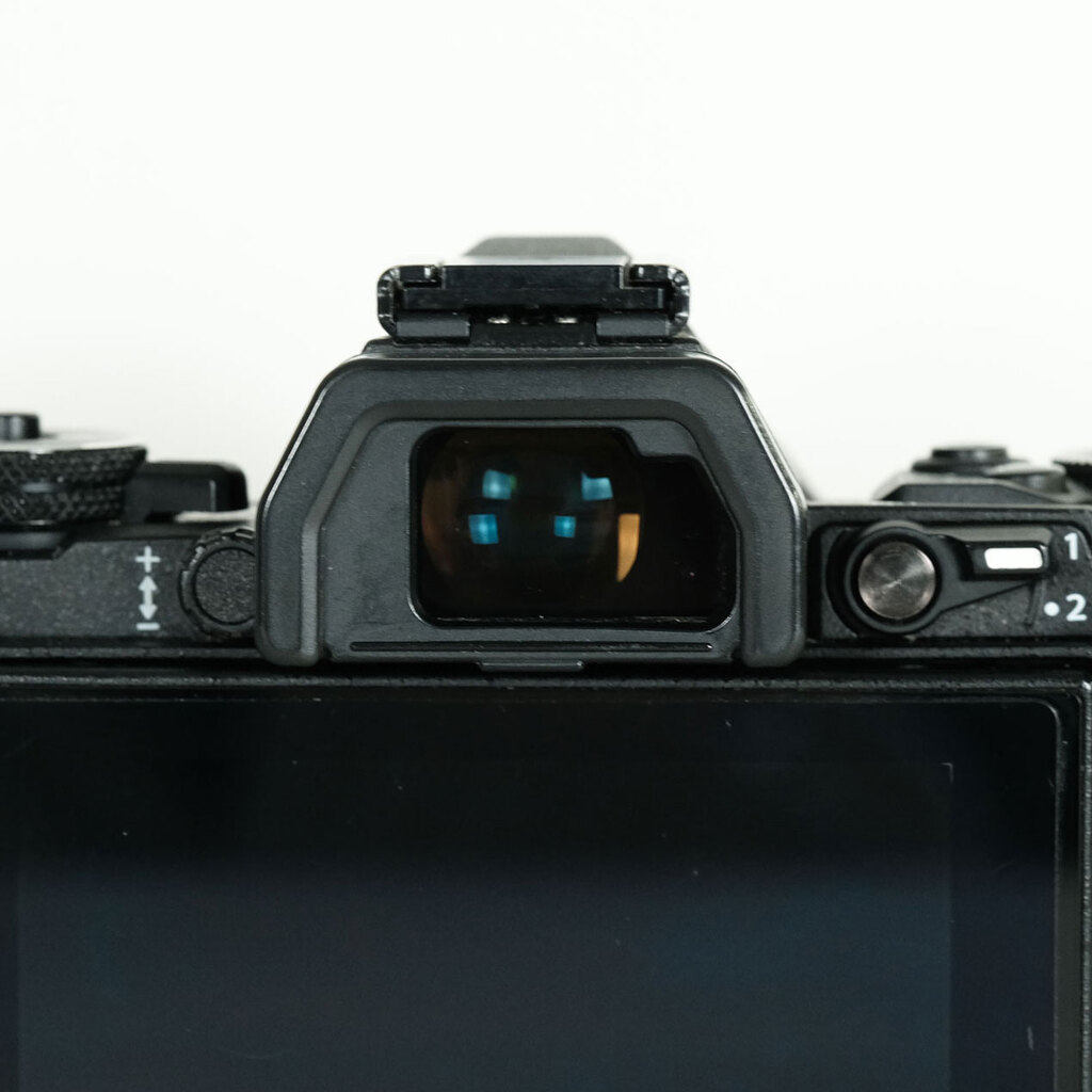 OLYMPUS OM-D E-M5 Mark II