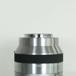 SONY E18-200mm F3.5-6.3 OSS SEL18200