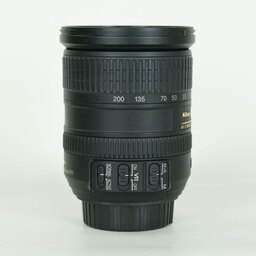 Nikon AF-S DX VR Zoom-Nikkor 18-200mm F3.5-5.6G IF-ED
