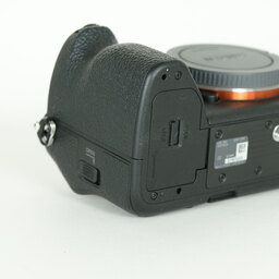 SONY α7 IV(ILCE-7M4) SONY α7 IV(ILCE-7M4)