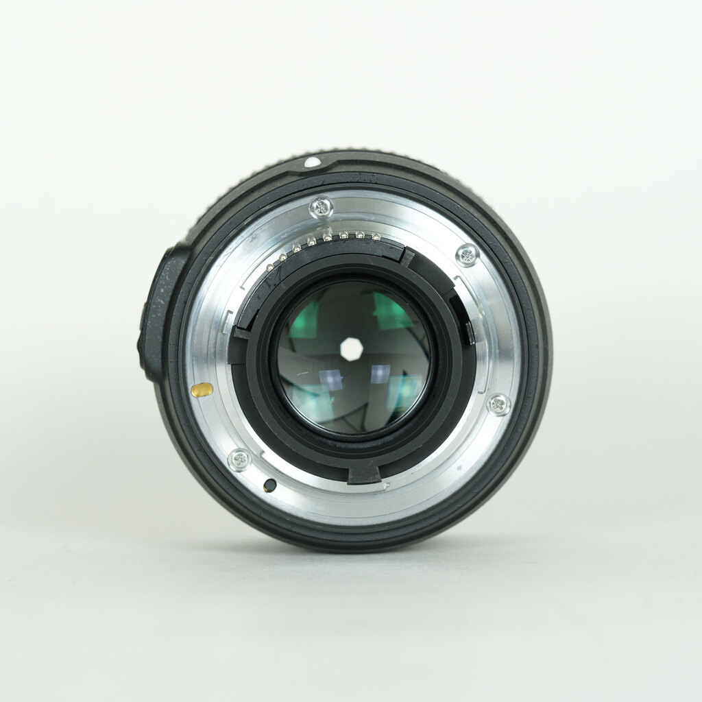 Nikon AF-S NIKKOR 50mm f/1.8G Nikon AF-S NIKKOR 50mm f/1.8G