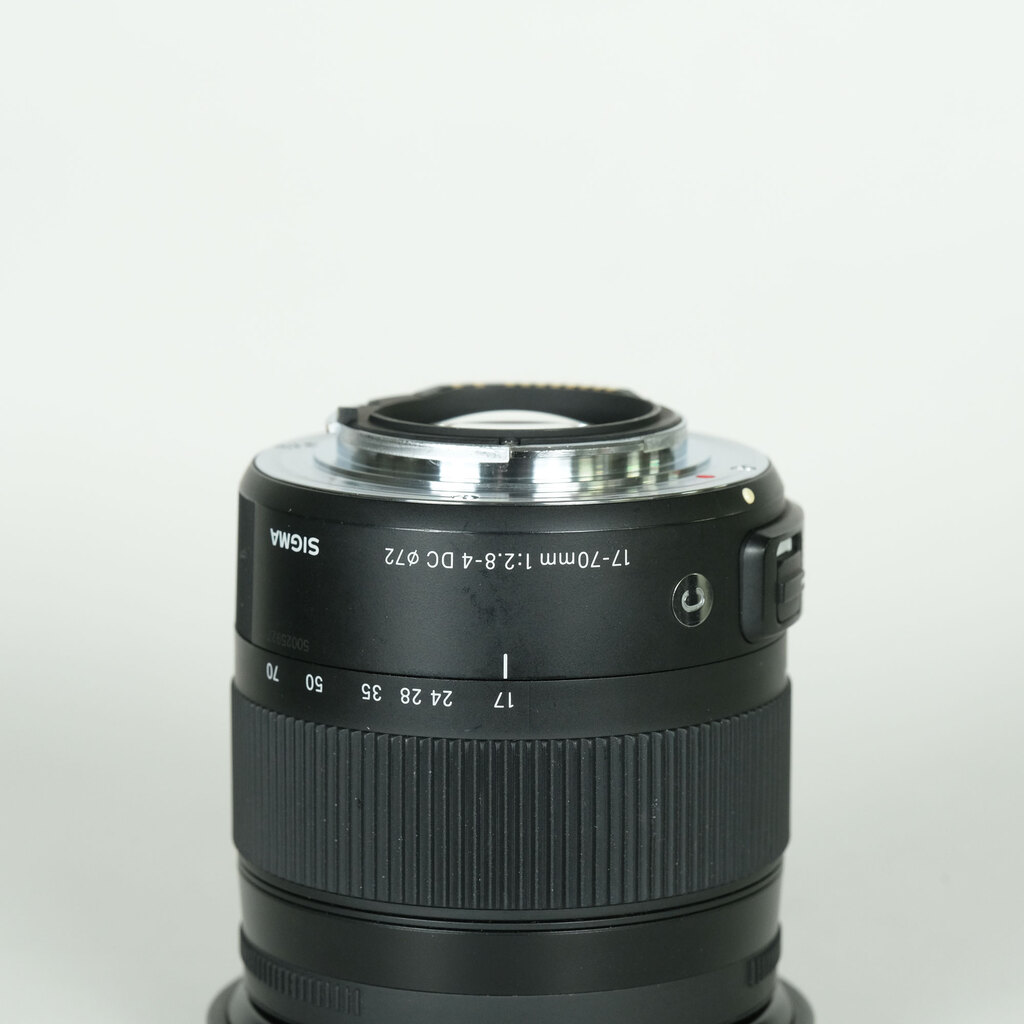 SIGMA Contemporary 17-70mm F2.8-4 DC MACRO OS HSM (シグマSA用)