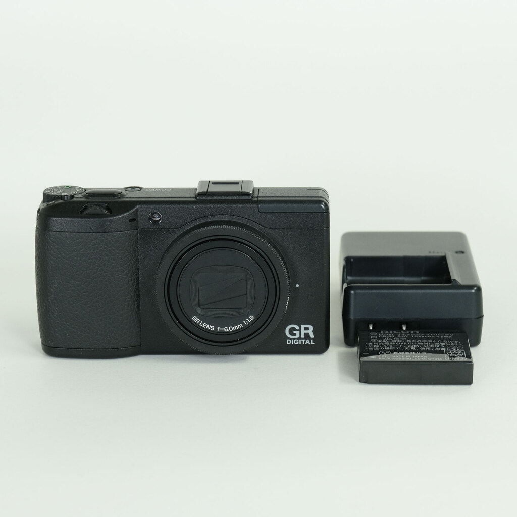 RICOH GR DIGITAL III