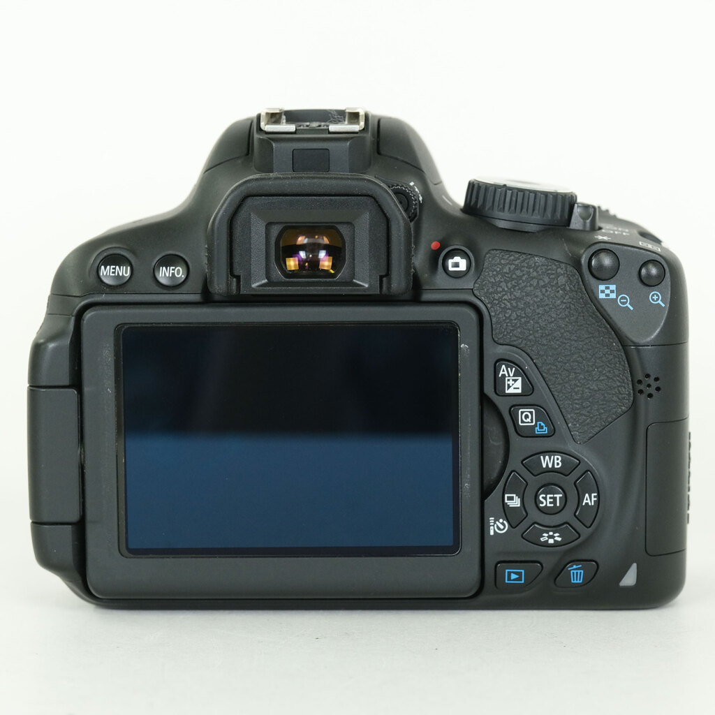 Canon EOS Kiss X6i　ボディ