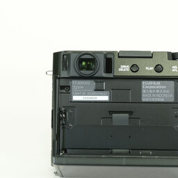 FUJIFILM X-E4