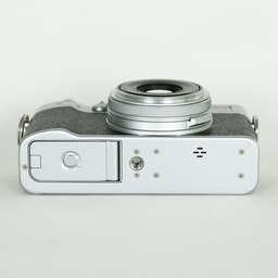 FUJIFILM X100V シルバー