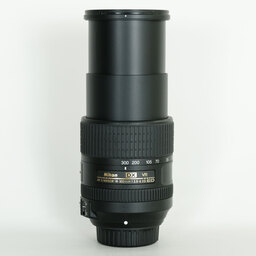 Nikon AF-S DX NIKKOR 18-300mm f/3.5-6.3G ED VR