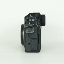 FUJIFILM X-T4