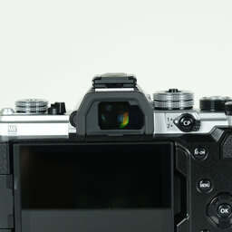 OM SYSTEM OM-3