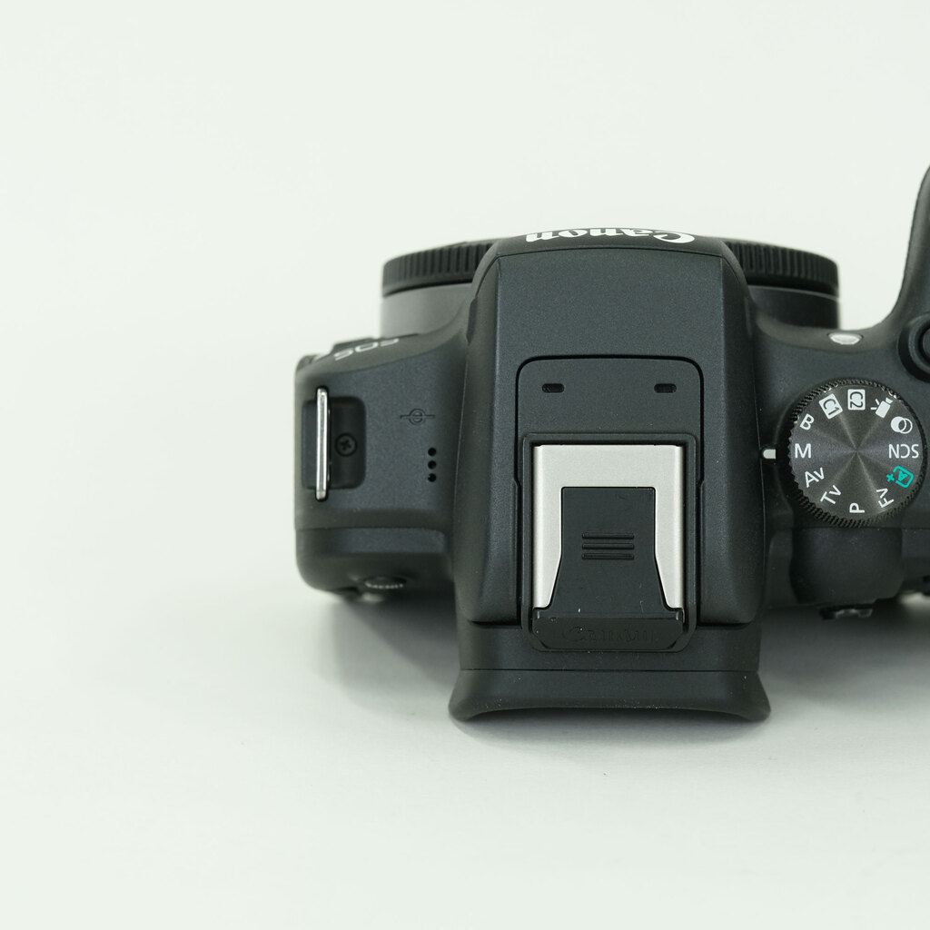 Canon EOS R10 Canon EOS R10