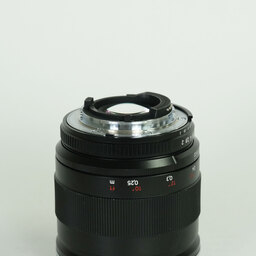 コシナ ツァイス Distagon T*2/25mm ZF.2 コシナ ツァイス Distagon T*2/25mm ZF.2