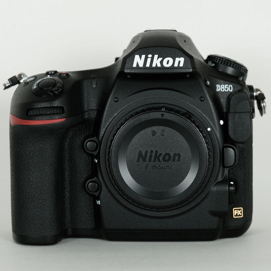 Nikon D850