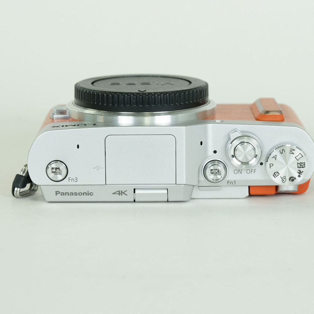 Panasonic LUMIX DC-GF10 ボディ オレンジ