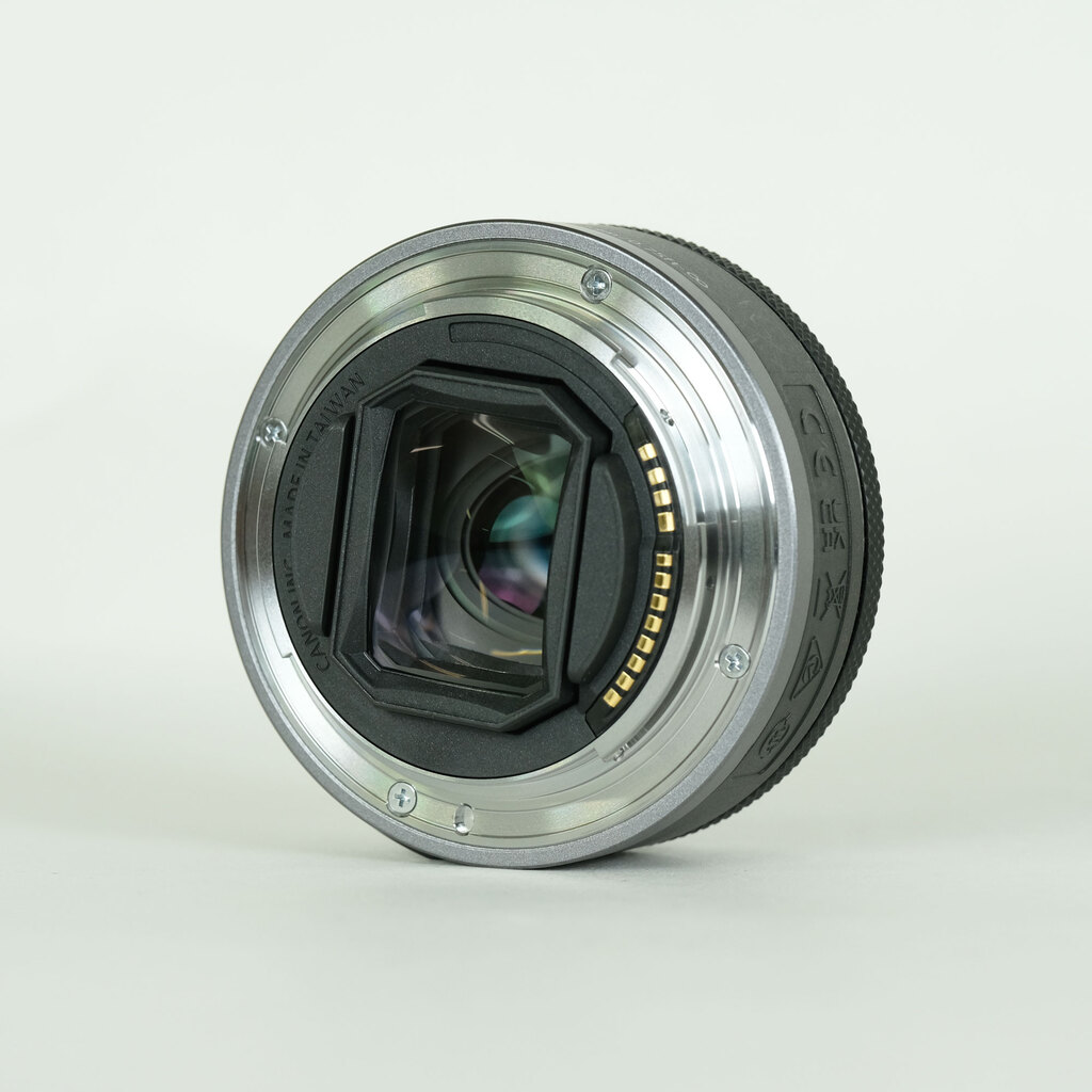 Canon RF28mm F2.8 STM