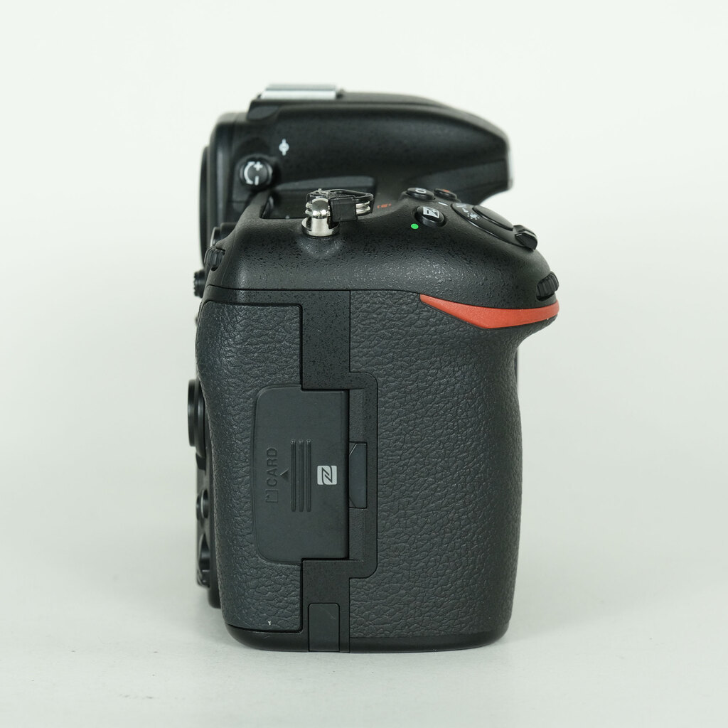 Nikon D500