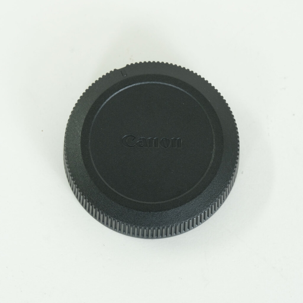 Canon RF50mm F1.8 STM Canon RF50mm F1.8 STM