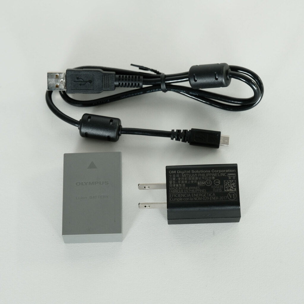 OLYMPUS OM-D E-M10 Mark IV