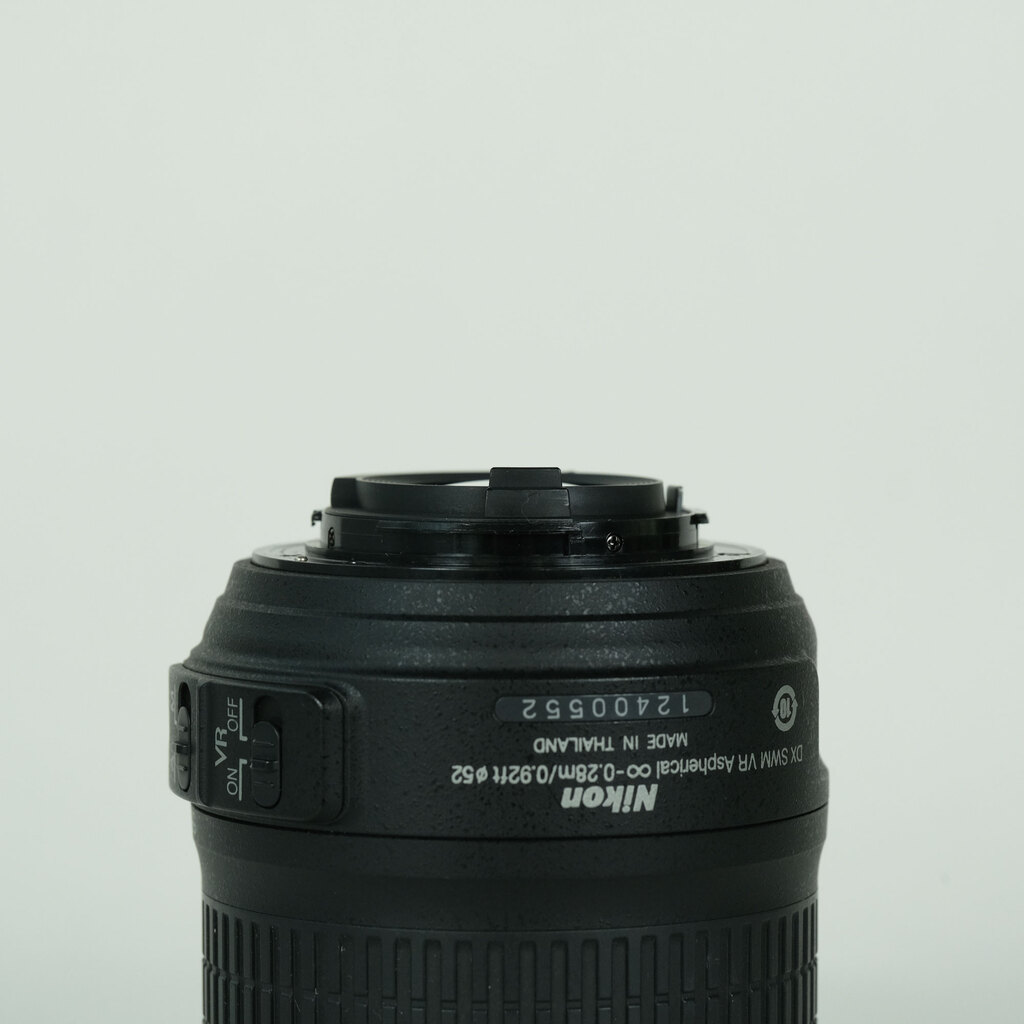 Nikon AF-S DX NIKKOR 18-55mm F3.5-5.6 G VRの出品 | ONE SCENE（ワン