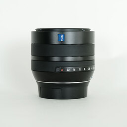 Carl Zeiss Touit 1.8/32 [フジフイルムX用]