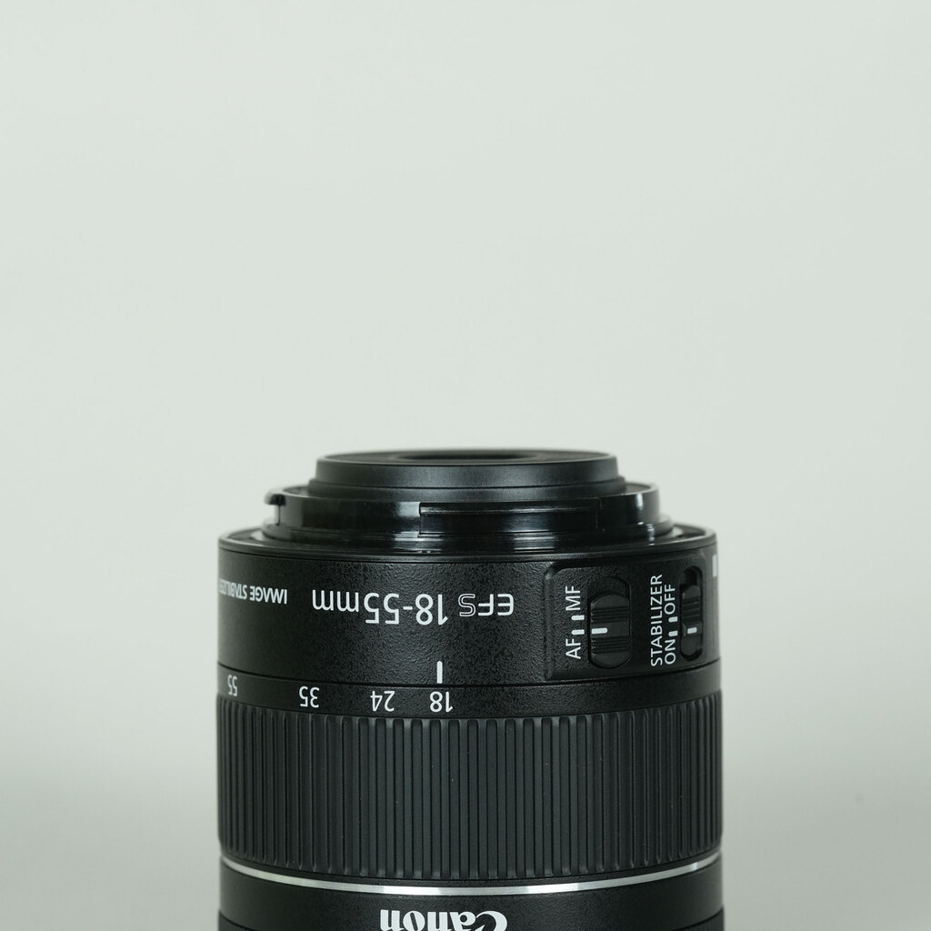 Canon EF-S18-55mm F4-5.6 IS STM