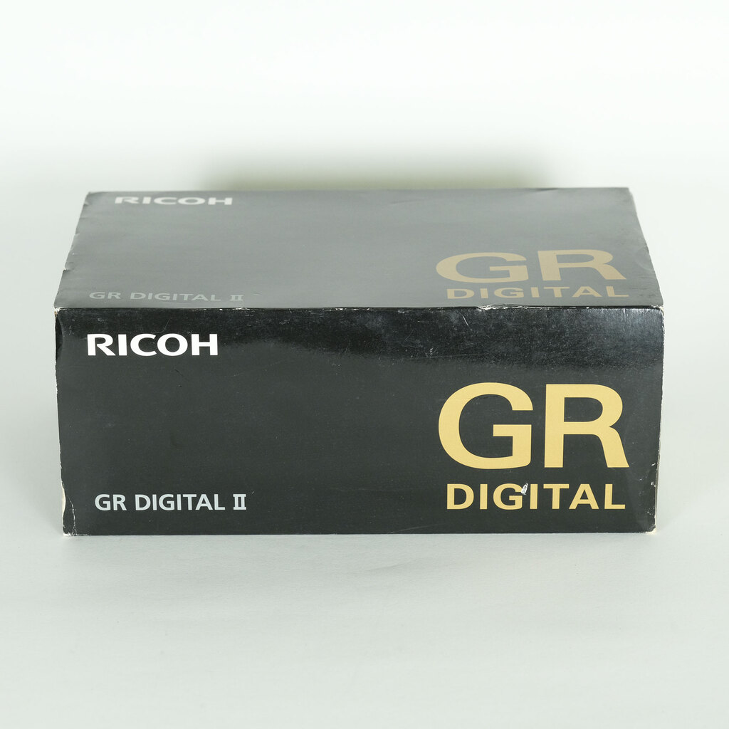 RICOH GR DIGITAL II
