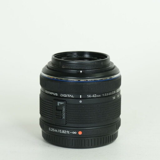 OLYMPUS M.ZUIKO DIGITAL 14-42mm F3.5-5.6IIR ブラック