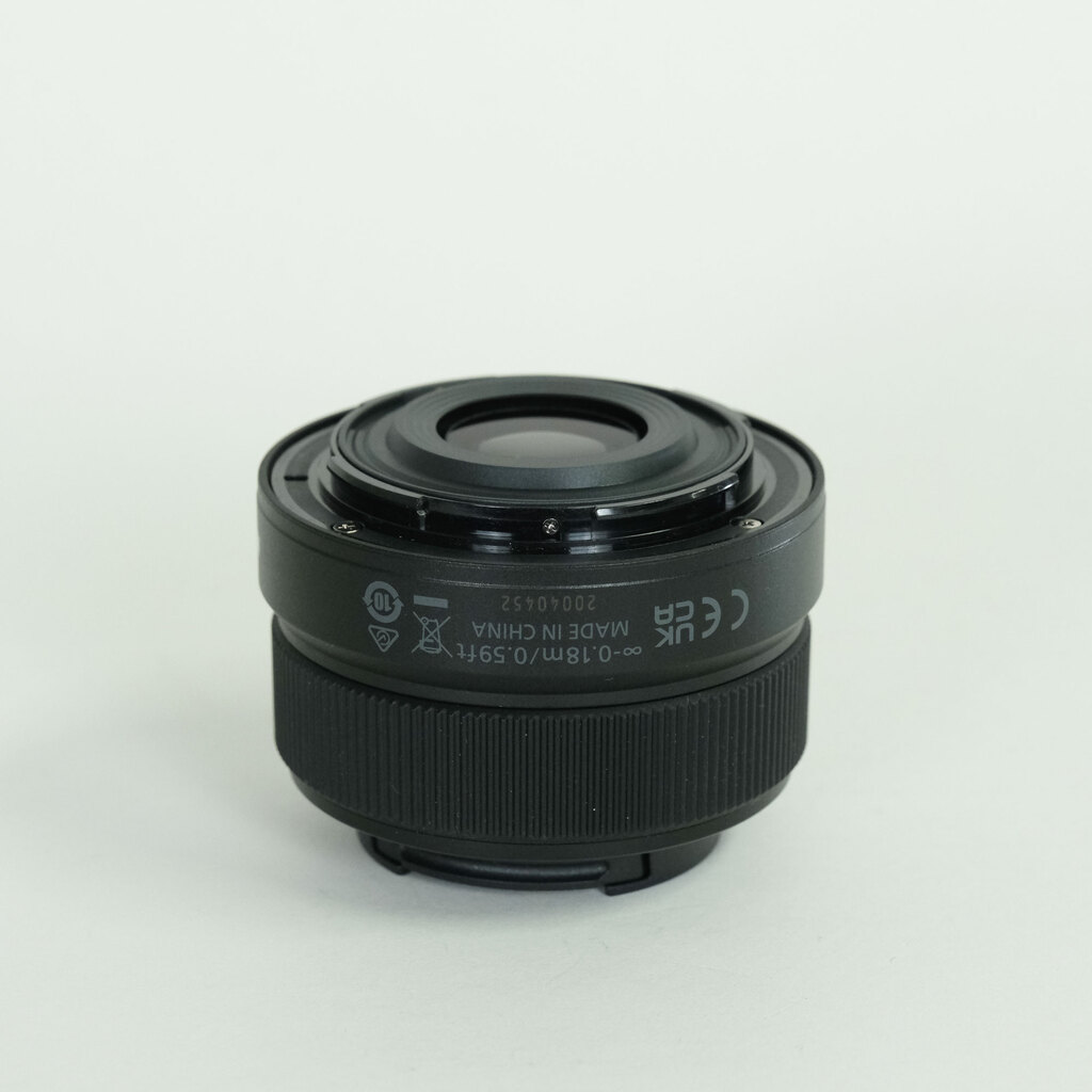 Nikon NIKKOR Z DX 24mm f/1.7 Nikon NIKKOR Z DX 24mm f/1.7