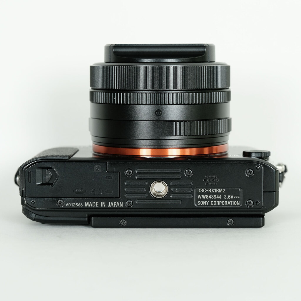 SONY Cyber-shot DSC-RX1RM2