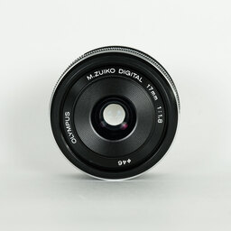 OLYMPUS M.ZUIKO DIGITAL 17mm F1.8