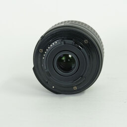 Nikon AF-S DX NIKKOR 18-55mm f3.5-5.6G VR II